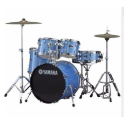 Yamaha 5 PC DRUMSET WITH BIG PEDAL